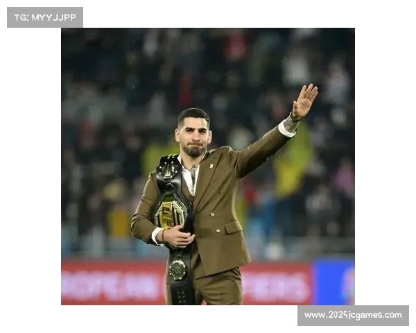 马哈切夫解析麦格雷戈vs托普里亚，盛赞左撇子反击技术